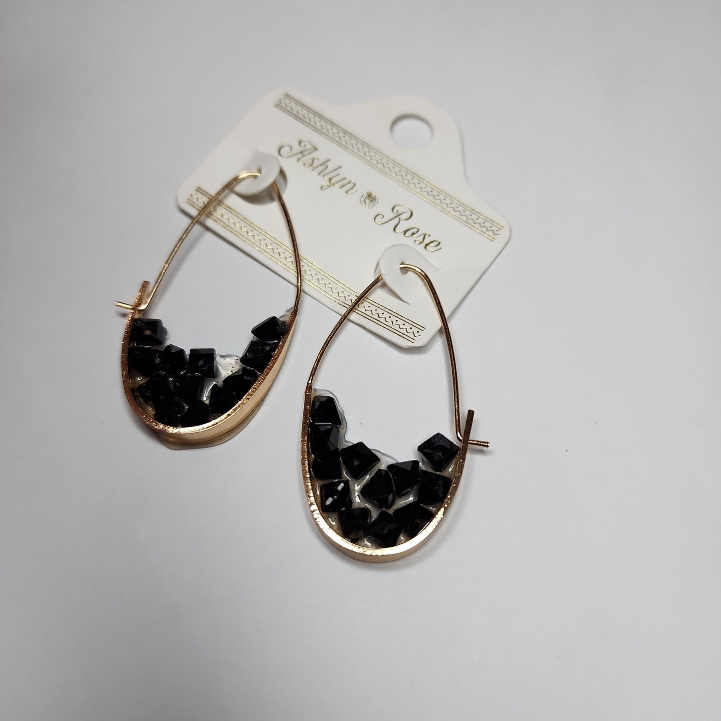 DATE NIGHT BLACK CLUSTER HEMATITE OVAL HOOP EARRINGS