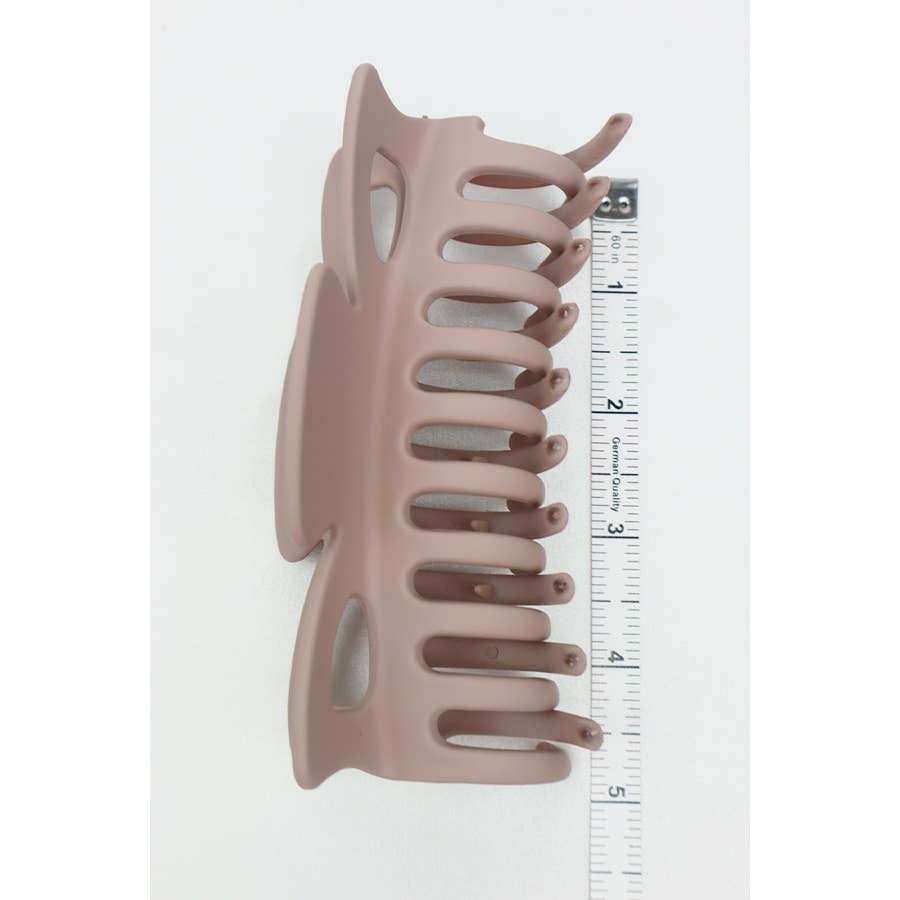 Matte Jumbo Hair Claw