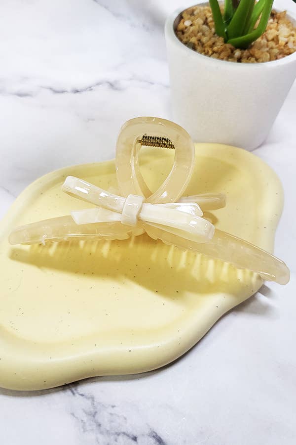 Glossy Ribbon Accent Hair Claw Clip