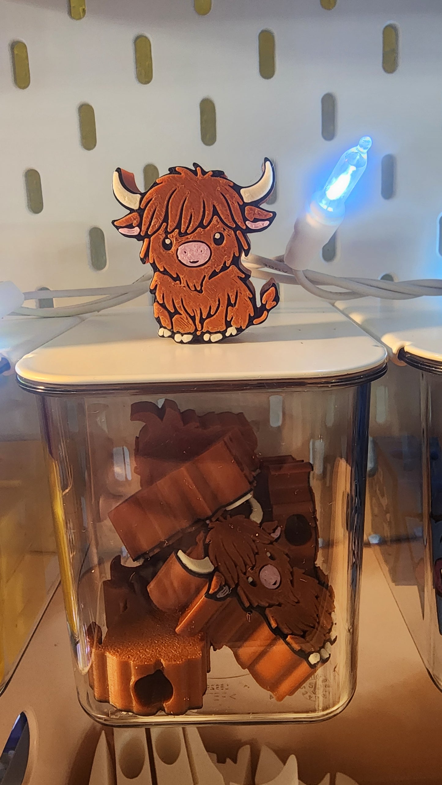 Highland Cow Straw Topper